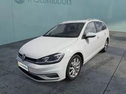 Weiß Gebraucht 2019 VW Golf Sportsvan Highline Van / Kleinbus | 18.840 € (Fairer Preis)