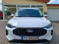 Weiß Gebraucht 2024 Ford Kuga Titanium SUV | 26.990 € (Guter Preis)