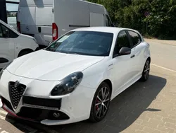 Weiß Gebraucht 2016 Alfa Romeo Giulietta Veloce Kleinwagen | 12.990 € (Fairer Preis)