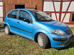 Blau Gebraucht 2003 Citroën C3 Kleinwagen | 1.950 € (Fairer Preis)