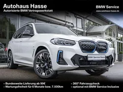 Mineralweiss metallic Gebraucht 2024 BMW iX3 Impressive SUV | 53.490 € (Guter Preis)