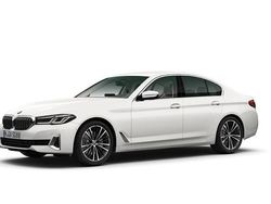 Weiß Gebraucht 2022 BMW 530 Sport Line Limousine | 38.312 € (Fairer Preis)