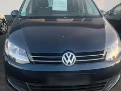 Beige Gebraucht 2015 VW Sharan Van / Kleinbus | 14.500 € (Fairer Preis)