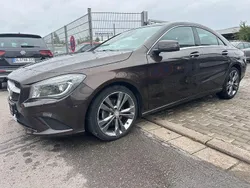 Braun Gebraucht 2013 Mercedes CLA220 Limousine | 12.900 € (Fairer Preis)