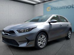 Silber Neu 2025 Kia Ceed Kleinwagen | 24.949 € (Etwas zu teuer)