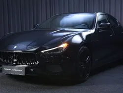 Schwarz Gebraucht 2018 Maserati Ghibli Coupé | 39.865 € (Etwas zu teuer)