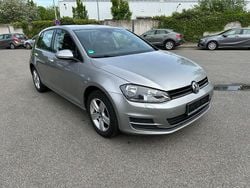 Grau Gebraucht 2015 VW Golf VII Comfortline Limousine | 9.100 € (Guter Preis)