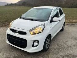 Schneeweiss Gebraucht 2015 Kia Picanto DREAM-TEAM Edition Kleinwagen | 4.900 € (Fairer Preis)