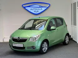 Grün Gebraucht 2011 Opel Agila Edition Kleinwagen | 7.790 € (Etwas zu teuer)