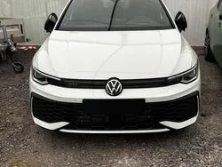 Andere außenfarben Neu 2025 VW Golf VIII GTI Limousine | 39.999 € (Fairer Preis)
