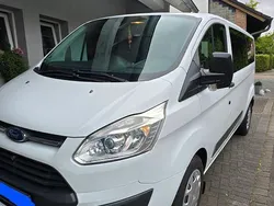 Weiß Gebraucht 2017 Ford Transit Custom Trend Van / Kleinbus | 20.600 € (Etwas zu teuer)