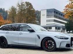 Grau Gebraucht 2024 BMW M3 M Performance Kombi | 85.400 € (Guter Preis)