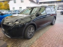 Schwarz Gebraucht 2025 Peugeot 5008 Allure Van / Kleinbus | 33.990 € (Guter Preis)