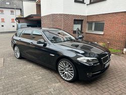 Schwarz Gebraucht 2013 BMW 530 Kombi | 17.350 €