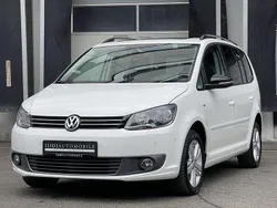 Weiß Gebraucht 2012 VW Touran Match Van / Kleinbus | 9.950 € (Fairer Preis)