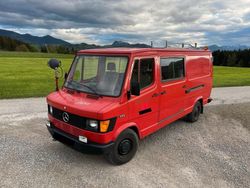 Rot Gebraucht 1988 Mercedes T1 Van | 11.500 €