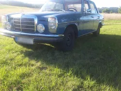 Blau Gebraucht 1971 Mercedes 200/8 Limousine | 12.000 €
