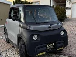 Grau Gebraucht 2023 Opel Rocks-e Rocks Kleinwagen | 8.000 € (Fairer Preis)