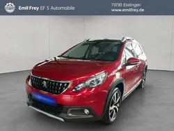 Rot Gebraucht 2017 Peugeot 2008 Allure SUV | 11.890 € (Etwas zu teuer)