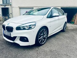 Weiß Gebraucht 2015 BMW 220 Active Tourer M Sport Van / Kleinbus | 13.100 € (Fairer Preis)