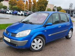 Blau Gebraucht 2004 Renault Scénic II Van / Kleinbus | 3.790 € (Etwas zu teuer)