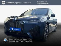 Blau Gebraucht 2022 BMW iX SUV | 43.780 € (Etwas zu teuer)