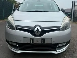 Silber Gebraucht 2014 Renault Scénic III Bose Edition Van / Kleinbus | 3.690 € (Guter Preis)
