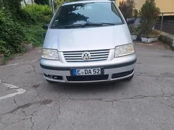 Silber Gebraucht 2002 VW Sharan Van / Kleinbus | 1.600 € (Fairer Preis)