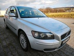 Silber Gebraucht 2004 Volvo S40 Kinetic Limousine | 4.950 € (Teuer)