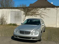 Silber Gebraucht 2004 Mercedes 220 Limousine | 2.999 € (Teuer)