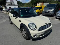 Weiß Gebraucht 2010 Mini Cooper Kleinwagen | 2.390 € (Superpreis)