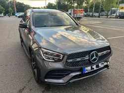 Grau Gebraucht 2020 Mercedes GLC200 AMG SUV | 37.890 € (Guter Preis)