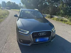 Grau Gebraucht 2014 Audi Q3 SUV | 15.900 € (Etwas zu teuer)