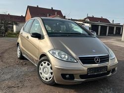 Gelb Gebraucht 2006 Mercedes A180 Limousine | 2.950 € (Guter Preis)