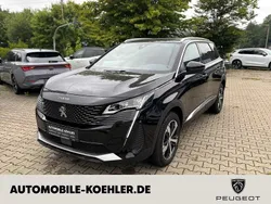 Schwarz perla nera Gebraucht 2023 Peugeot 5008 GT Van / Kleinbus | 36.490 €