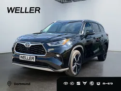 Tiefschwarz mica metallic Gebraucht 2021 Toyota Highlander Basis SUV | 45.940 € (Superpreis)