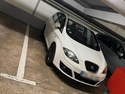 Weiß Gebraucht 2012 Seat Altea XL Van / Kleinbus | 7.500 € (Teuer)