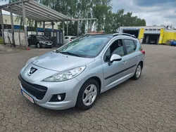 Silber Gebraucht 2011 Peugeot 207 Urban Move Kombi | 3.499 € (Fairer Preis)