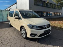 Beige Gebraucht 2016 VW Caddy Van / Kleinbus | 7.290 €