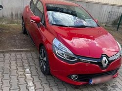 Rot Gebraucht 2015 Renault Clio IV Dynamique Kleinwagen | 10.500 € (Fairer Preis)