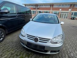 Silber Gebraucht 2007 VW Golf V Kleinwagen | 1.200 € (Guter Preis)