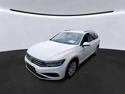 Pure white Gebraucht 2020 VW Passat Basis Kombi | 14.290 € (Superpreis)