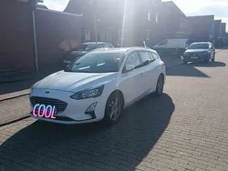 Weiß Gebraucht 2020 Ford Focus Cool & Connect SUV | 9.800 € (Fairer Preis)