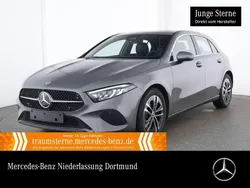 Mountain grau Gebraucht 2024 Mercedes A180 Progressive Limousine | 27.490 € (Guter Preis)