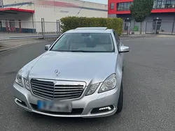 Grau Gebraucht 2009 Mercedes E250 Limousine | 12.100 € (Etwas zu teuer)
