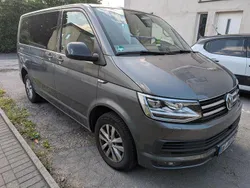 Grau Gebraucht 2018 VW T6 Van | 37.700 € (Fairer Preis)