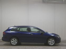 Blau Gebraucht 2022 VW Golf VIII Life | 16.780 € (Guter Preis)