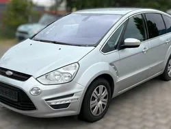 Silber Gebraucht 2011 Ford S-MAX Titanium Van / Kleinbus | 5.900 € (Guter Preis)
