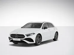 Weiß Gebraucht 2024 Mercedes A200 AMG Limousine | 31.870 € (Fairer Preis)