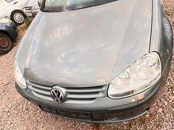 Silber Gebraucht 2005 VW Golf IV Kleinwagen | 1.499 € (Guter Preis)